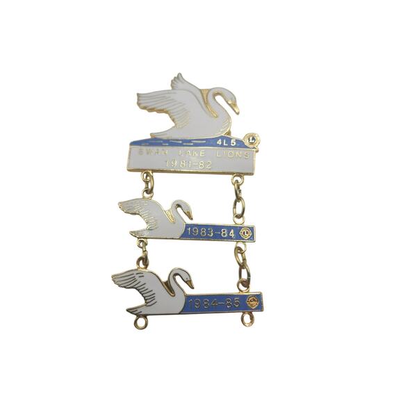 Vtg Lions Club Swan Lake 4L5 Pin 1981-82 1983-84 1984-85 3-Piece Dangle Enamel - Picture 1 of 5